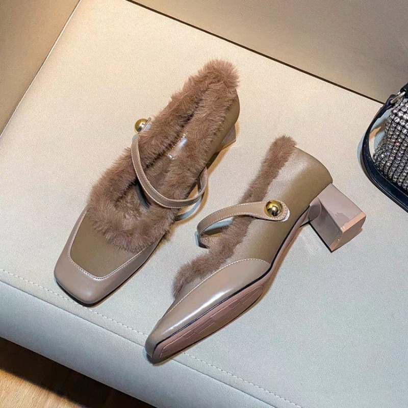 Women'S Fashion Trends Autumn 2025 - Scarpe stile francese con tacco grosso