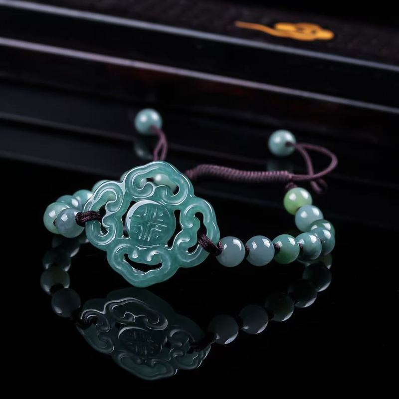 Bracciale in giadeite naturale - Women Fashion Designers recensione e prezzo