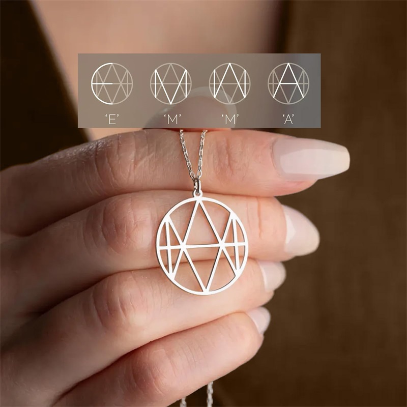 Collana con nome con logo pers - Women Fashion Logo Design recensione e prezzo