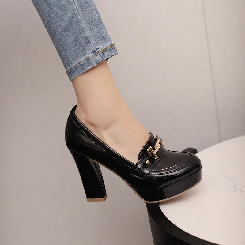 Mocassini da donna con catena  - Women Fashion Reddit recensione e prezzo